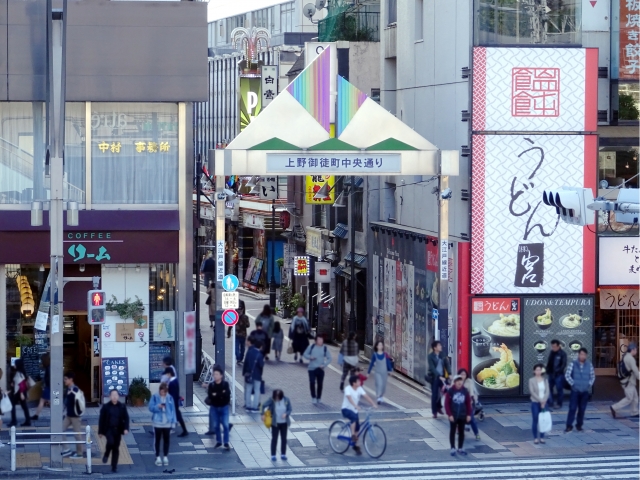 東京の高架下リノベーションを巡る街歩きデート